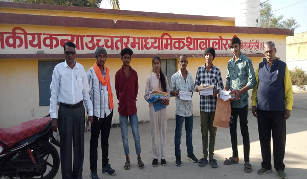 छत्तीसगढ में अनुकरणीय एवं अद्वितीय पहल शाला त्यागी यादव  छात्रों का पुनः शाला प्रवेश अभियान 