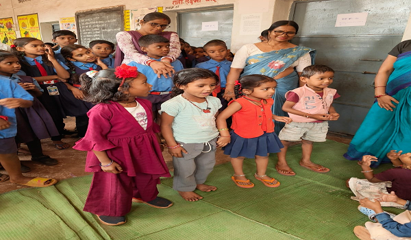 जिले के प्राथमिक शालाओं में हुआ बाल मैत्री कार्यक्रम का आयोजन 