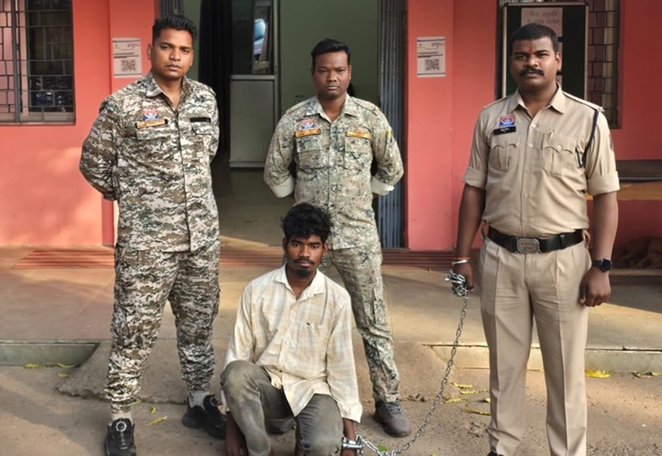 आमाघाट अफीम खेती मामले में फरार एक आरोपी मामला झारखंड से गिरफ्तार
