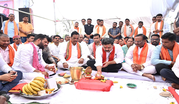 किसानों के विकास के लिए लगातार कार्य कर रही छत्तीसगढ़ सरकार&ndash; उपमुख्यमंत्री श्री विजय शर्मा