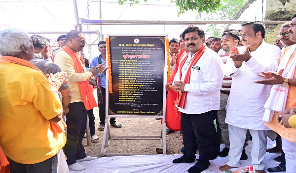 उप मुख्यमंत्री ने 4.08 करोड़ की लागत से सकरी नदी में तटबंध निर्माण का किया भूमिपूजन