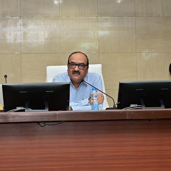 मुख्य सचिव श्री विकास शील की अध्यक्षता में सम्पन्न हुई नक्सल प्रभावित जिलों के आजीविका संवर्धन हेतु परामर्श कार्यशाला