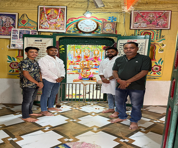 रामनवमी के अवसर पर श्री रामजानकी मंदिर, मांनस मंच श्रीराम मंदिर में विशेष पूजा अर्चना प्रसाद वितरण