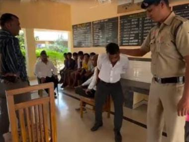 छात्रावास अधीक्षक पर बच्चों से मारपीट और दुर्व्यवहार का गंभीर आरोप, अभिभावकों में सनसनी
