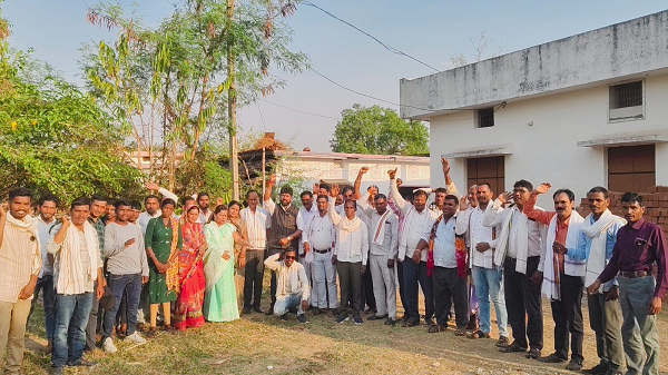 ""बूथ व पंचायत स्तर पर संगठन सृजन का  हुआ शंखनाद ""कांग्रेस कार्यकर्ताओं में दिखा जोश और जुनून "