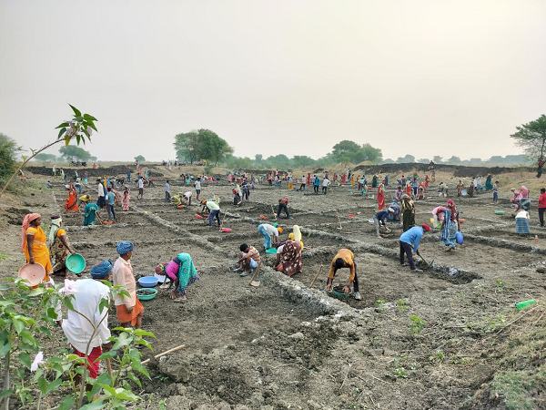 सर्वाधिक परिवारो को रोजगार, सर्वाधिक मानव दिवस का रोजगार सहित सर्वाधिक दिव्यांगजनों को रोजगार देने के मामले में कबीरधाम प्रदेश में प्रथम स्थान पर  