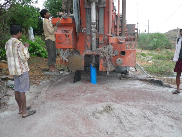 जिले में नलकूप खनन पर लगी रोक, कलेक्टर ने जारी किया आदेश