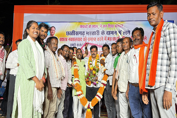 छत्तीसगढ़ सशस्त्र नक्सलवाद से मुक्ति पर उप मुख्यमंत्री श्री विजय शर्मा का हुआ भव्य ऐतिहासिक अभिनंदन