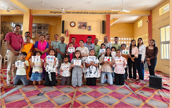 आर्ट ऑफ लिविंग परिवार द्वारा आयोजित इनट्यूशन प्रोग्राम का समापन