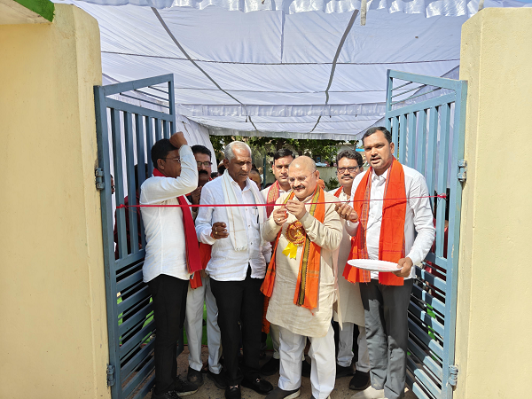 सांसद संतोष पांडेय ने बोड़ला क्षेत्र का किया दौरा, विकास कार्यों का किया लोकार्पण व भूमिपूजन