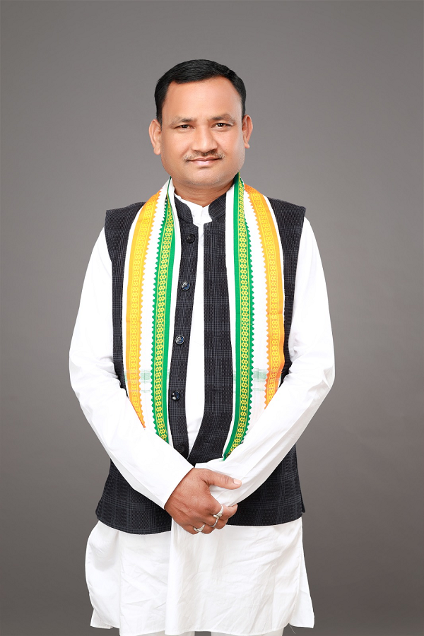 महिला आरक्षण विधेयक को अटकाना,लटकाना, भटकाना ही भाजपा का उद्देश्य। महिलाओं के साथ राजनीतिक छल कर रही भाजपा: सुखचंद बेसरा