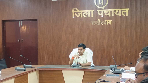 'नवा तरिया आय के जरिया' अभियान को बनाएं जन आंदोलन : सीईओ