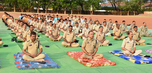 &ldquo;तनाव प्रबंधन&rdquo; विषय पर प्रेरणादायी व्याख्यान "" अधिकारियों एवम कर्मचारियों के लिए मानसिक संतुलन बनाये  रखने की आवश्यकता पर जोर