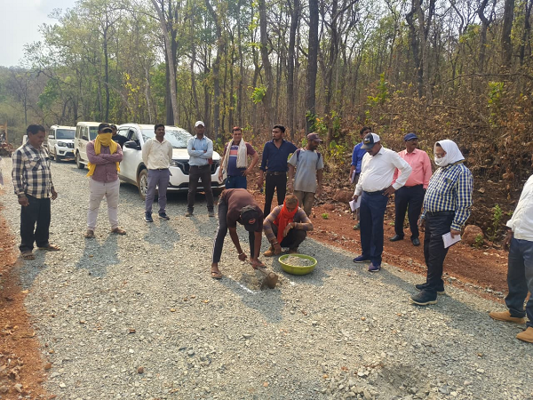 नक्सलमुक्त बस्तर में अब हो रहे है तेजी से निर्माण कार्य