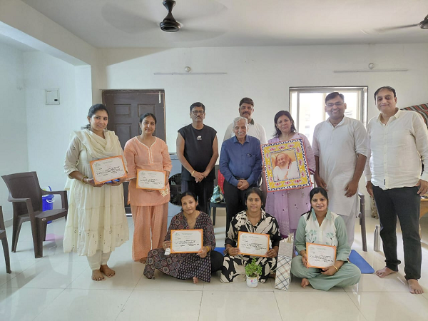 एम्पीरिया सैफायर ग्रीन में 4 दिवसीय हैप्पीनेस प्रोग्राम संपन्न, प्रतिभागियों ने साझा किए अनुभव