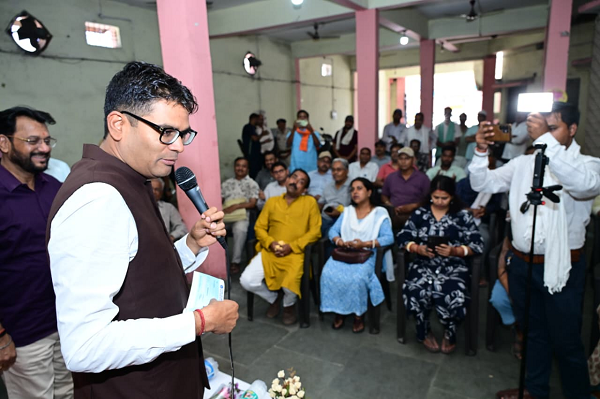 रायगढ़ में पहाड़ मंदिर समिति की बैठक में शामिल हुए वित्त मंत्री ओपी चौधरी
