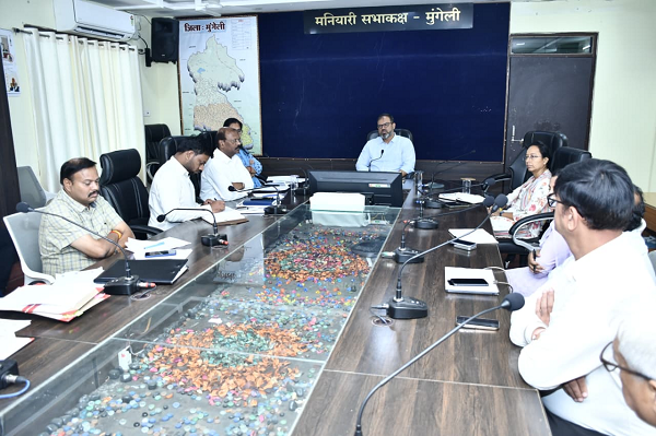 पेट्रोल, डीजल और गैस की पर्याप्त उपलब्धता, अफवाहों पर ध्यान न दें - कलेक्टर