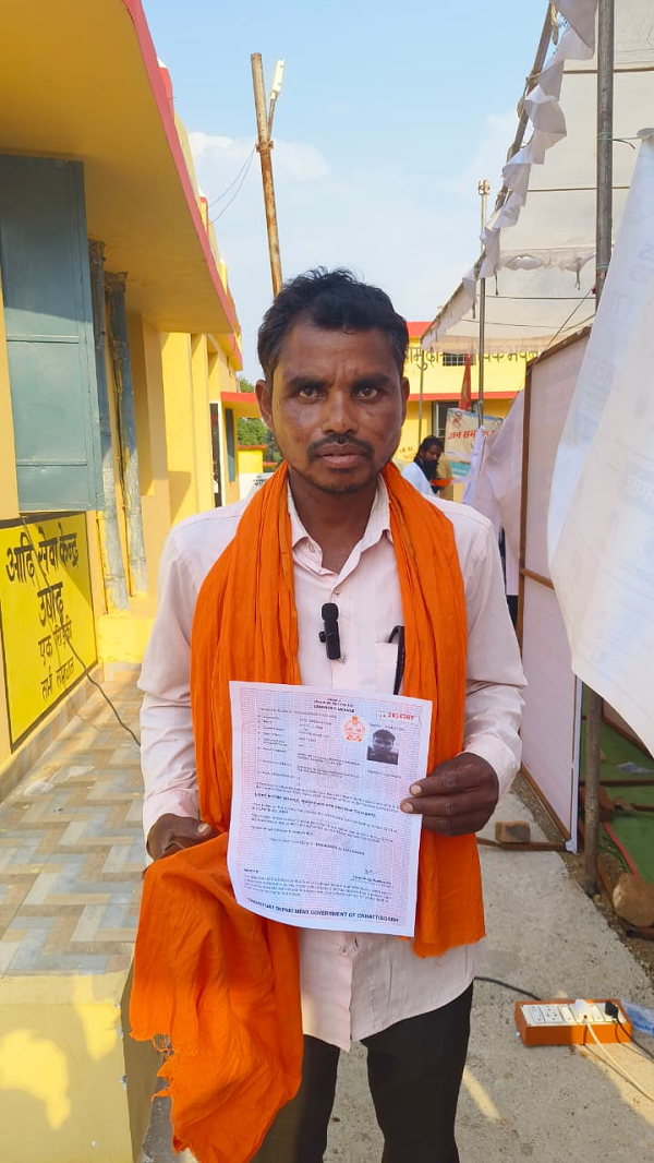  अब गांव में ही मिल रही है सरकारी सेवाएं, 30 मिनट में बना लर्निंग लाइसेंस