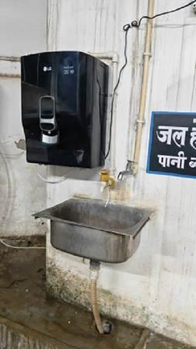 सीएचसी कुनकुरी में आरओ वाटर प्यूरीफायर स्थापित, मरीजों को मिल रही पर्याप्त पेयजल सुविधा