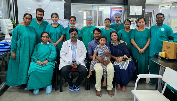 जवाहरलाल नेहरू चिकित्सालय के बर्न यूनिट में गंभीर रूप से झुलसे बच्चे को मिली नई जिंदगी