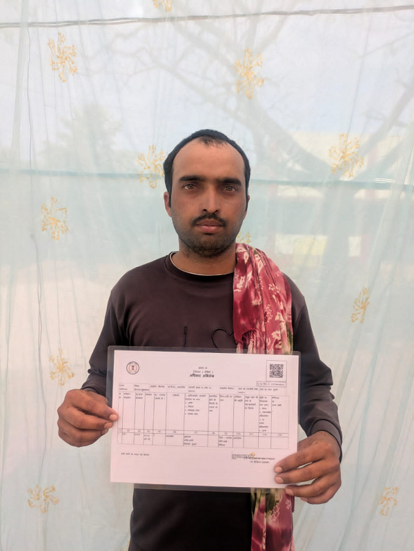 &rsquo;सुशासन तिहार-2026: स्वामित्व योजना अंतर्गत अधिकार अभिलेख मिलने से तुकाराम वर्मा के जीवन में आई नई उम्मीद&rsquo;