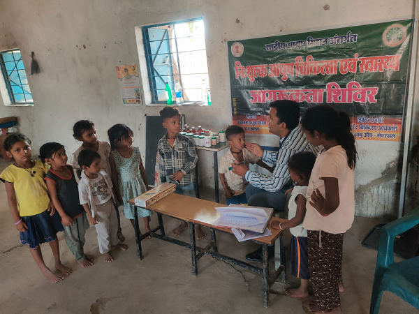 दादनकापा में निःशुल्क आयुष स्वास्थ्य शिविर आयोजित