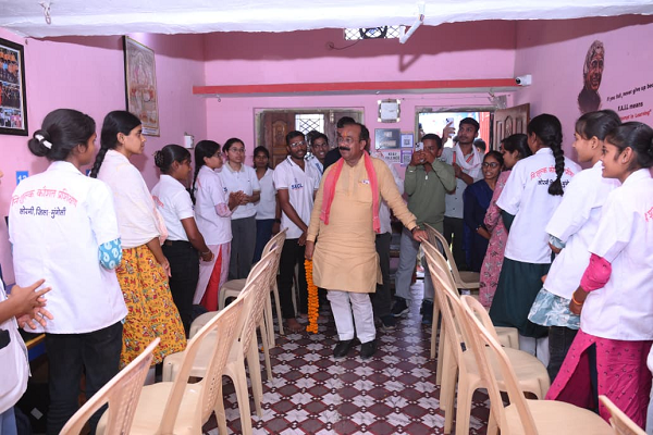 शिक्षा के साथ कौशल विकास से बढ़ता है आत्मविश्वास  : श्री अरुण साव