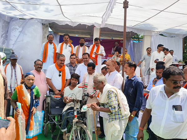 सुशासन तिहार में दिव्यांगों और वृद्धजनों को मिली राहत