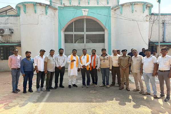 राजिम विधायक रोहित साहू ने उपजेल का किया निरीक्षण, बैरकों से रसोई तक जांची व्यवस्थाएं, बाउंड्रीवाल निर्माण में तेजी लाने के निर्देश