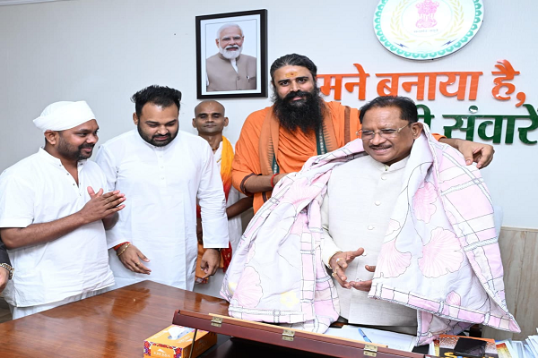  शिक्षा के साथ संस्कारों का समावेश हमारी प्राथमिकता : मुख्यमंत्री श्री विष्णु देव साय