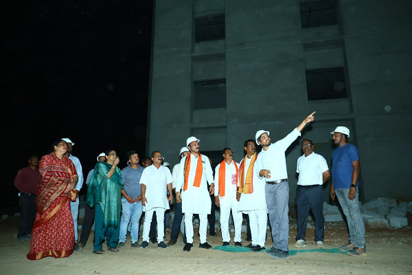  तारसगांव में निर्माणाधीन मेडिकल कॉलेज का स्वास्थ्य मंत्री श्री श्याम बिहारी जायसवाल ने किया निरीक्षण