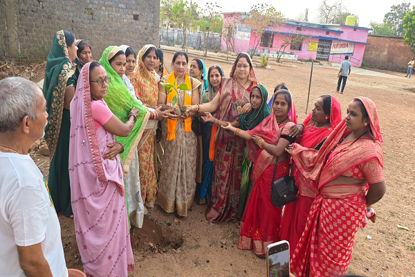 दिनांक 18 जून को दिन गुरुवार को महिला मोर्चा प्रदेश  अध्यक्ष श्रीमति विभा अवस्थी