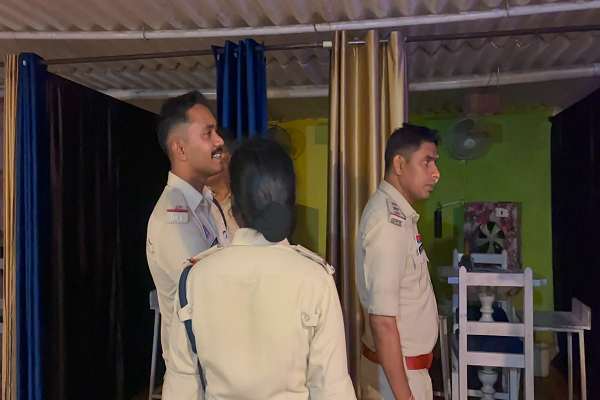 होटल, रेस्टोरेंट एवं कैफे में कबीरधाम पुलिस की सघन जांच, सीसीटीवी लगाने और पारदर्शिता बनाए रखने के दिए निर्देश