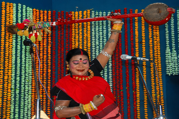 लोककला की अमर स्वर-सरिता को राजकीय सम्मानः पद्म विभूषण तीजन बाई को अश्रुपूरित विदाई