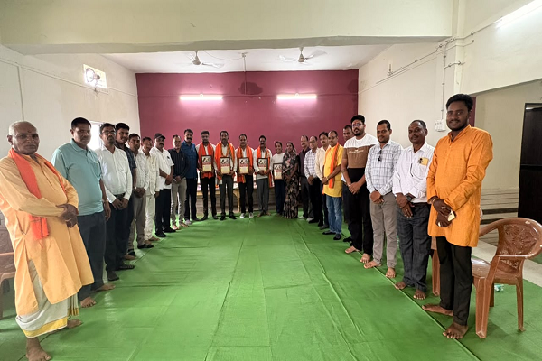  साहू समाज लोरमी ने दिया सामाजिक समरसता का संदेश, नगर पालिका के सभी एल्डरमैनों का किया सम्मान