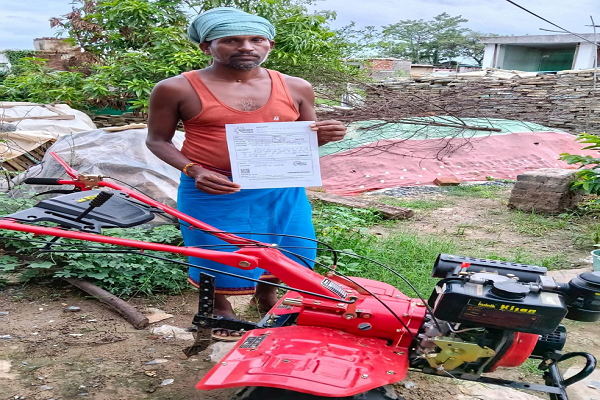 किसान राशीराम की बदली तकदीर, एक ही मंच पर मिलीं दो बड़ी सौगातें
