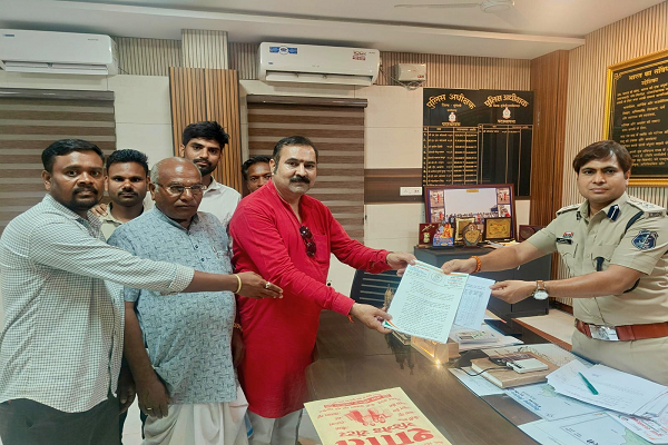  ग्राम पंचायत खुड़िया में कथित फर्जी एवं नकली वनाधिकार पट्टों की बिक्री के मामले में कलेक्टर, पुलिस अधीक्षक एवं वनमंडलाधिकारी को सौंपा गया ज्ञापन