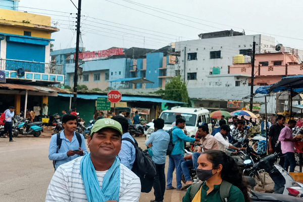  हाईटेक बस स्टैंड बना शहरवासियों के लिए नई मुसीबत, नगर प्रवेश बंद होने से यात्री बेहाल