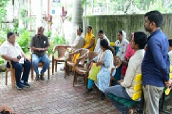 जनदर्शन में पर्यटन एवं संस्कृति मंत्री राजेश अग्रवाल ने सुनीं लोगों की समस्याएं, त्वरित समाधान के दिए निर्देश