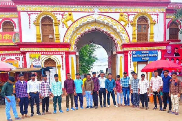 पुनर्वास से आत्मनिर्भरता की ओर बीजापुर के पुर्नवासितों ने जाना बस्तर का इतिहास और संस्कृति