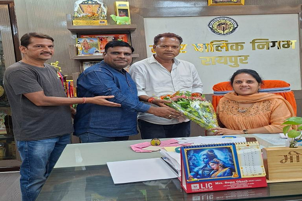 सरजू बांधा शमशान घाट के लिए महापौर ने दिए 5 लाख, पाइपलाइन भी हुई दुरुस्त