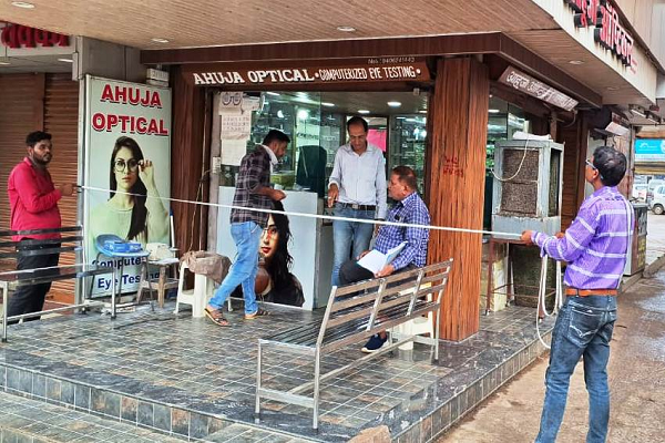 भिलाई निगम ने सेक्टर-6 ए मार्केट की दुकानों का किया सर्वे