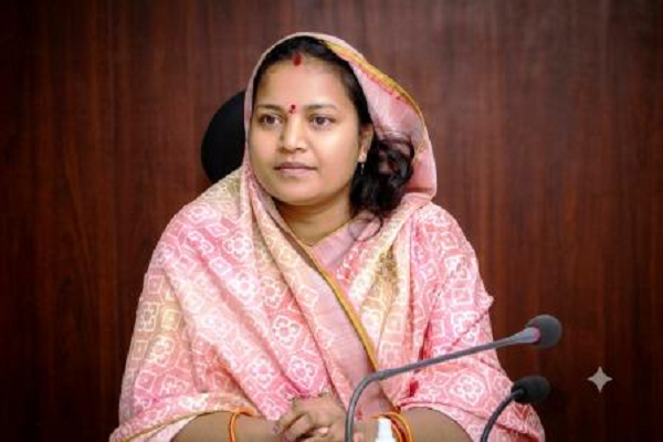 कुपोषण और एनीमिया के खिलाफ जमीनी स्तर पर तंत्र को करें मजबूत, हर दिन आंगनबाड़ी केंद्रों का करें निरीक्षण : मंत्री लक्ष्मी रजवाड़े
