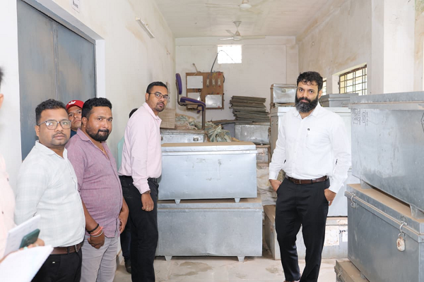 कलेक्टर व्यास ने ईवीएम स्ट्रांग रूम परिसर की सुरक्षा व अन्य व्यवस्थाओं का किया निरीक्षण