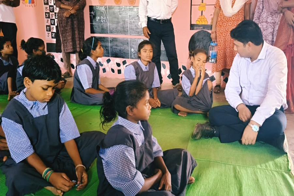 ब्रिज कोर्स से तय होगी 1200 शाला त्यागी व अप्रवेशी बच्चों की कक्षाएं, शिक्षा की मुख्यधारा से जुड़ेंगे बच्चे