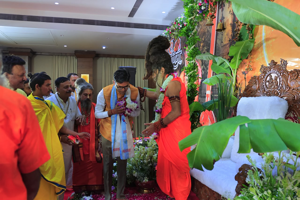 रायपुर : गुरु पूर्णिमा महोत्सव में शामिल हुए वित्त मंत्री श्री ओपी चौधरी