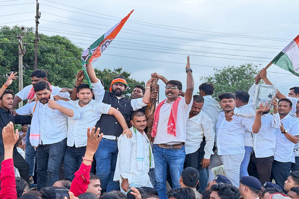 बिजली ऑफिस का बोड़ला कांग्रेस ने किया घेराव, भाजपा सरकार के खिलाफ फूटा जनता का गुस्सा*