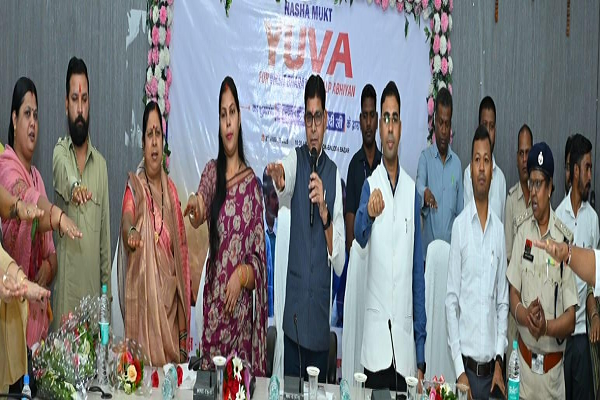 नशा दीमक की तरह जीवन को खोखला कर देता है: टंक राम वर्मा