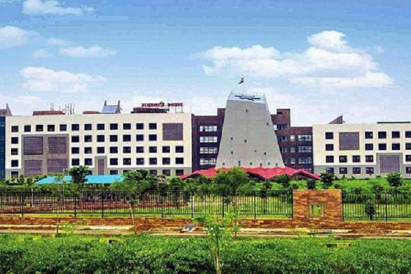 अब एक ही डेस्क पर 3 साल से ज्यादा नहीं रहेंगे अधिकारी-कर्मचारी...