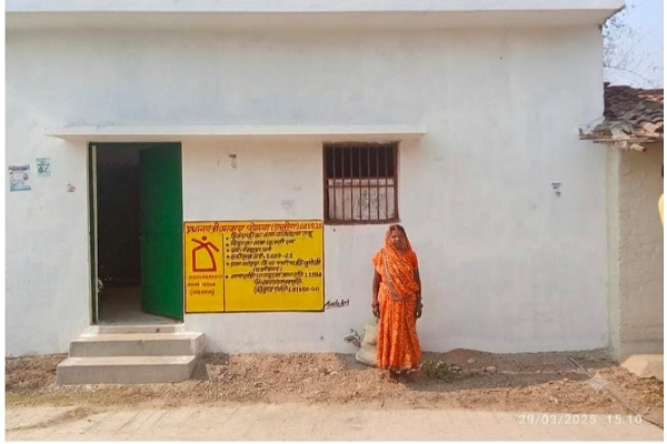 प्रधानमंत्री आवास योजना (ग्रामीण) ने बदली हितग्राही कौशिल्या बाई की जिंदगी